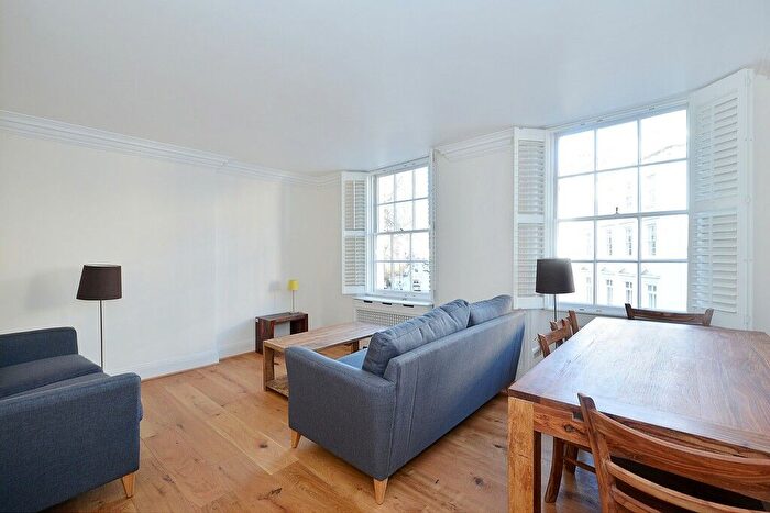 2 Bedroom Flat To Rent In St Georges Square, Pimlico, SW1V