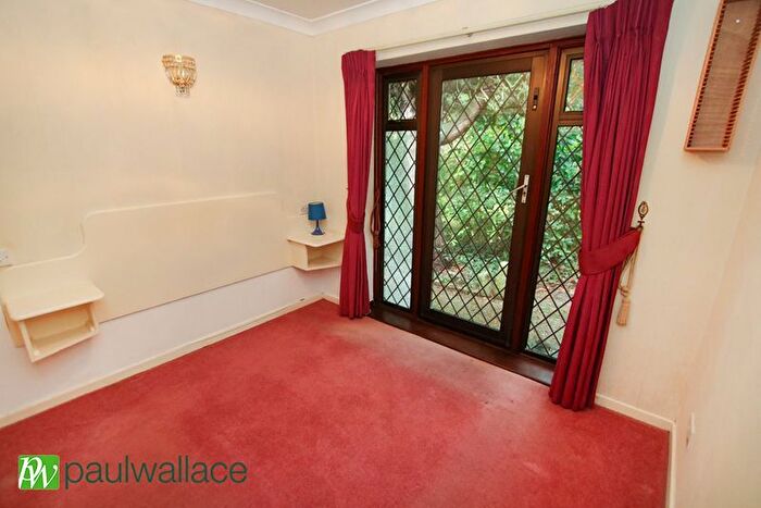 2 Bedroom Bungalow For Sale In Brandon Close, West Cheshunt, EN7