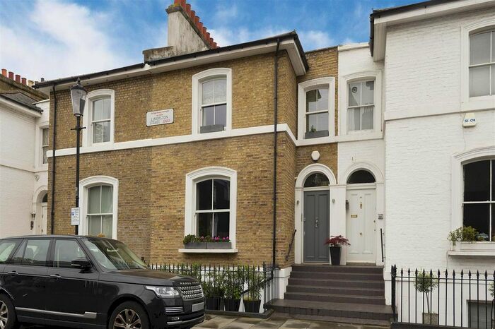 4 Bedroom Property To Rent In Limerston Street, London, SW10