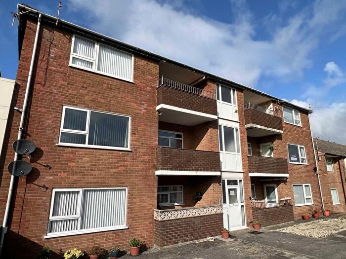 2 Bedroom Flat For Sale In Coledale Court, Harrowside, Blackpool, FY4