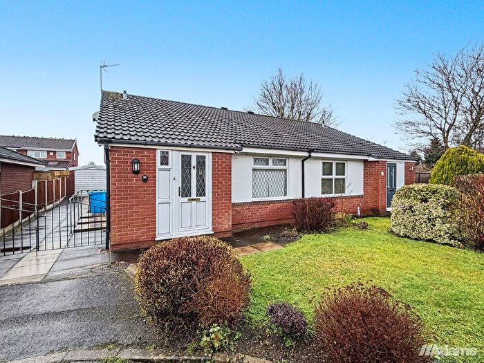 2 Bedroom Semi Detached Bungalow For Sale In Burnsall Drive, Widnes, WA8