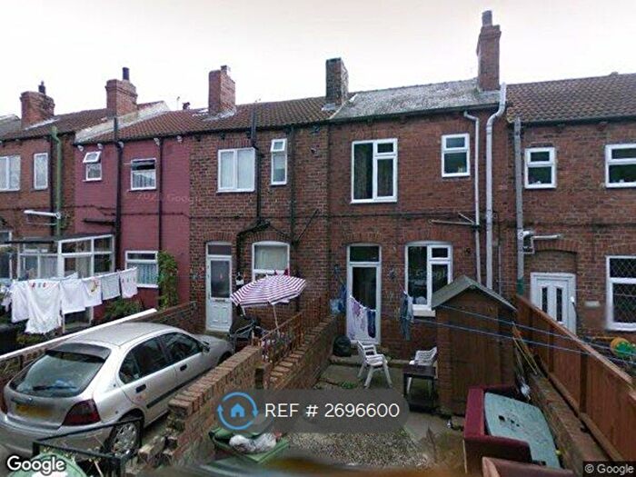 2 Bedroom Terraced House To Rent In New Street, Kippax, Leeds, LS25