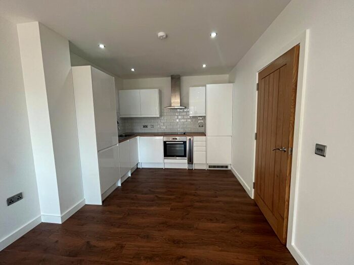 2 Bedroom Apartment To Rent In Sun House, Market Place, Rugby, CV21
