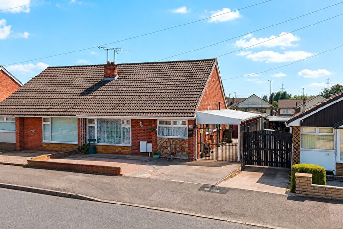 3 Bedroom Semi-Detached Bungalow For Sale In Watergate Lane, Leicester, Leicestershire, LE3