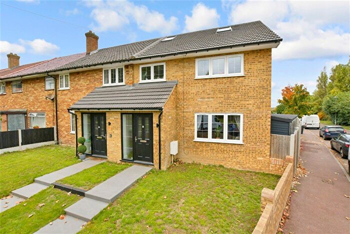 4 Bedroom End Terrace House For Sale In Kingston Hill Avenue, Chadwell Heath, Essex, RM6