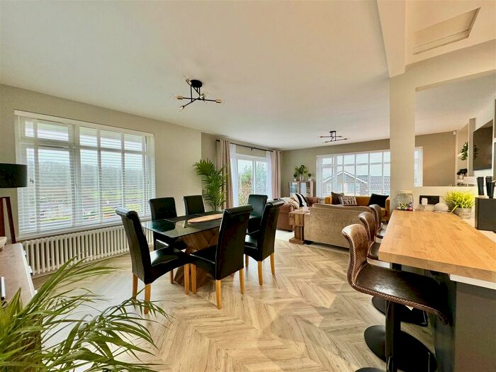 3 Bedroom Detached Bungalow For Sale In Furzehatt Way, Plymstock, Plymouth, PL9