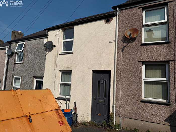 2 Bedroom Terraced House For Sale In Hendre Street, Caernarfon, Gwynedd, LL55