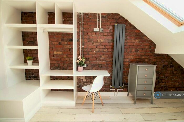 6 Bedroom Terraced House To Rent In Woodcroft Road, Liverpool, L15