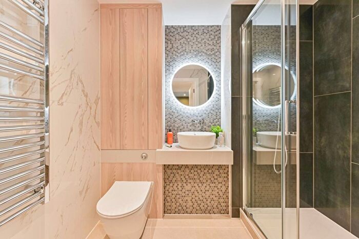 3 Bedroom Flat For Sale In Kidbrooke Village, Kidbrooke, SE3