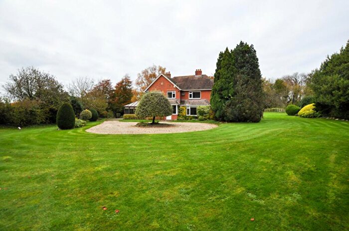 4 Bedroom Farm House To Rent In Tarrant Gunville, Blandford, DT11