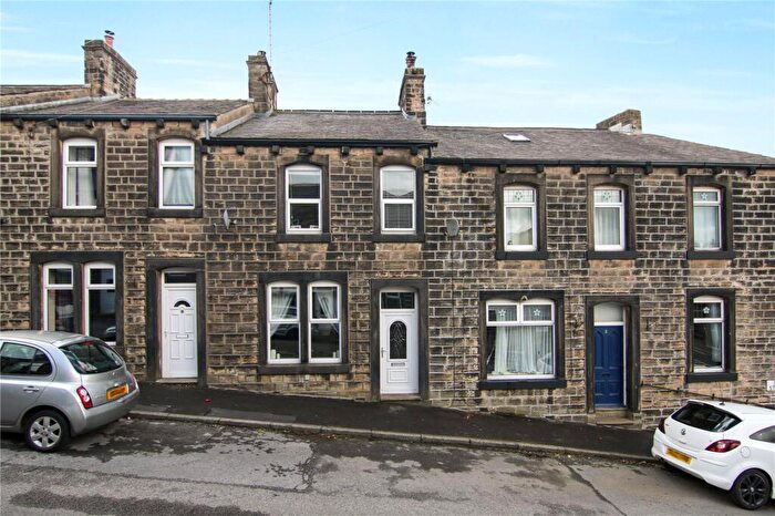 3 Bedroom Terraced House For Sale In Sun Street, Cowling, BD22