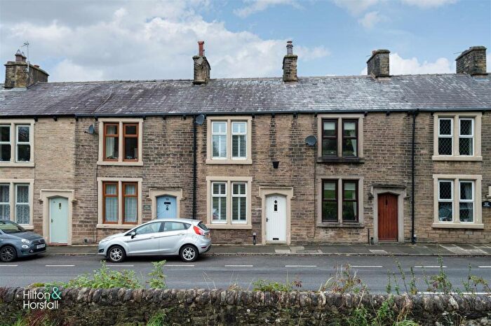 2 Bedroom Terraced House For Sale In Valley Terrace, Simonstone, BB12
