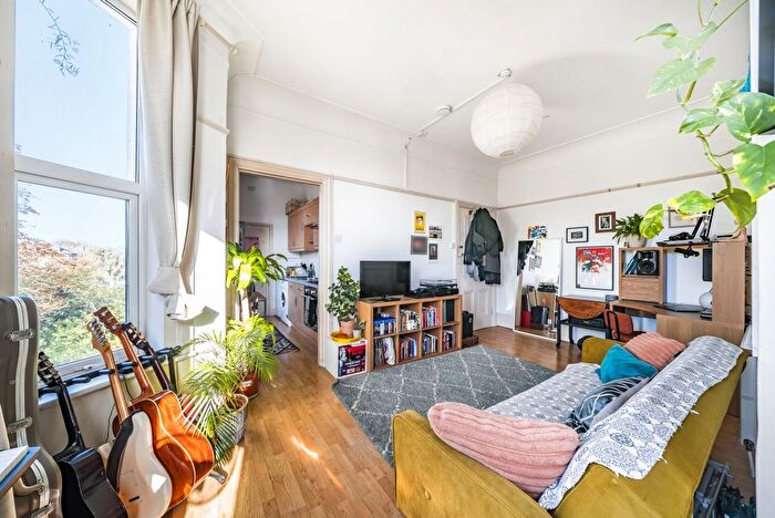 Studio To Rent In Kidbrooke Park Road, London, SE3