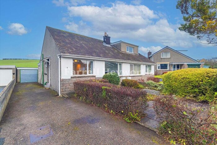 2 Bedroom Bungalow For Sale In Pointer Grove, Halton, Lancaster, LA2
