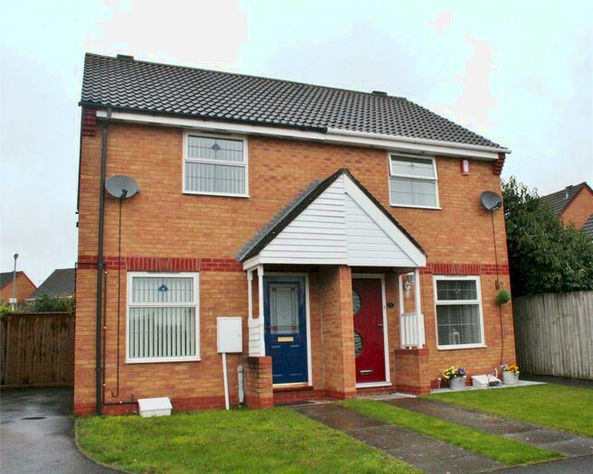 2 Bedroom Semi-Detached House To Rent In Cornhampton Close, Redditch, Worcestershire, B97