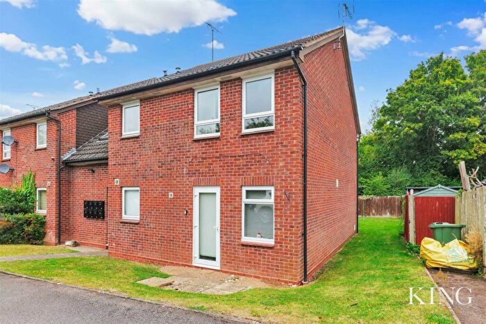 1 Bedroom Apartment For Sale In Seymour Road, Alcester, B49
