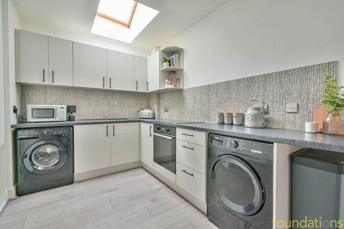2 Bedroom Semi-Detached Bungalow For Sale In Turkey Road, Bexhill On Sea, TN39