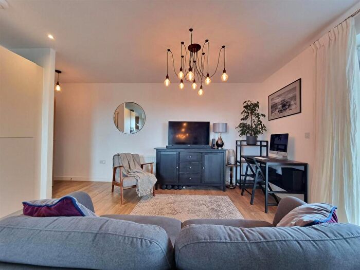 2 Bedroom Flat To Rent In Handley Page Road, Barking, IG11