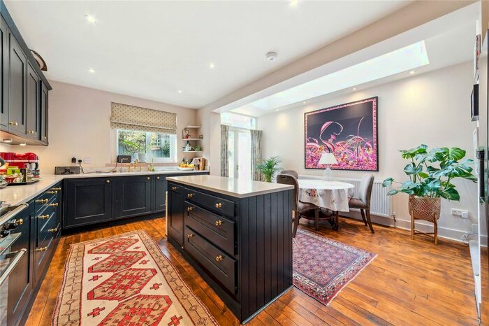 4 Bedroom Terraced House To Rent In Brewster Gardens, London, W10