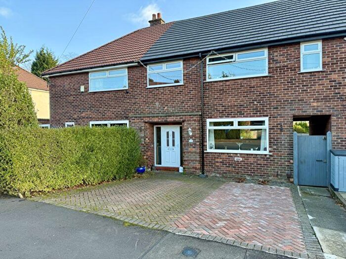 3 Bedroom Terraced House For Sale In Alamein Drive, Romiley, SK6