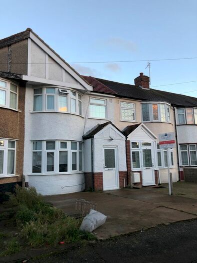 1 Bedroom Terraced House To Rent In Clevedon Gardens, Hayes, UB3
