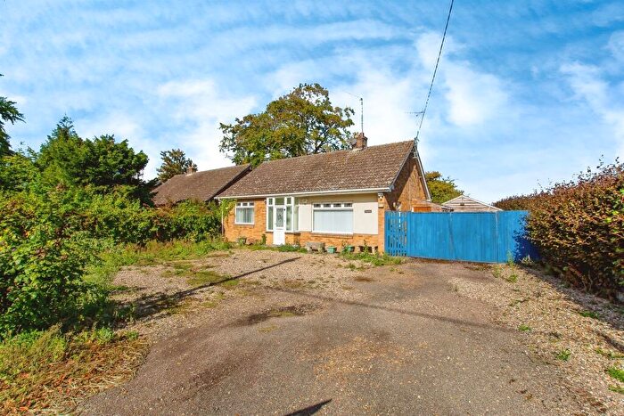 2 Bedroom Detached Bungalow For Sale In Needham Bank, Friday Bridge, Wisbech, PE14