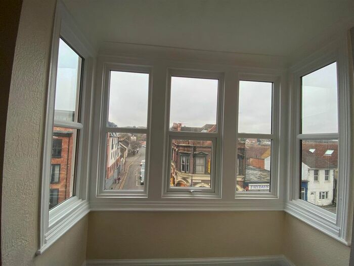 1 Bedroom Flat To Rent In Constitution Hill, Chatham, ME5