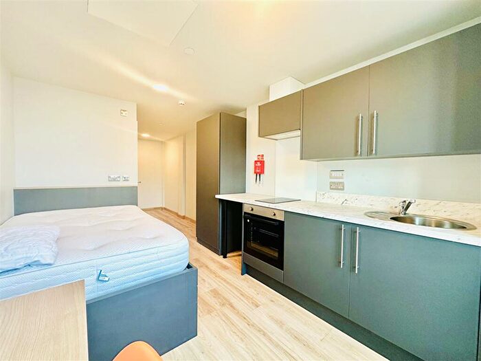 Studio To Rent In Fourth Floor Studio, Heathcoat Street, Nottingham, NG1