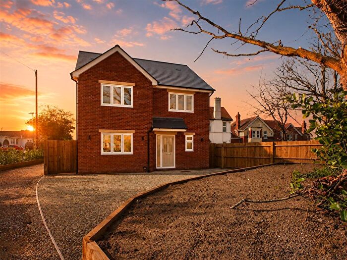 4 Bedroom Detached House For Sale In Parton Road, Churchdown, Gloucester, GL3