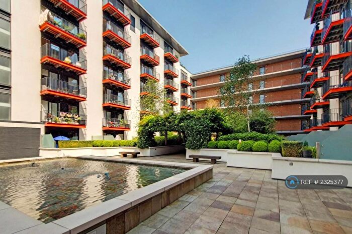 1 Bedroom Flat To Rent In Warehouse Court, London, SE18