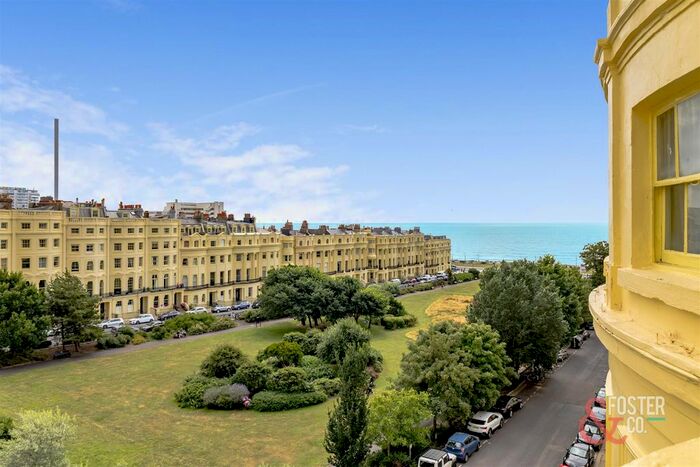2 Bedroom Flat To Rent In Brunswick Square, Hove, BN3