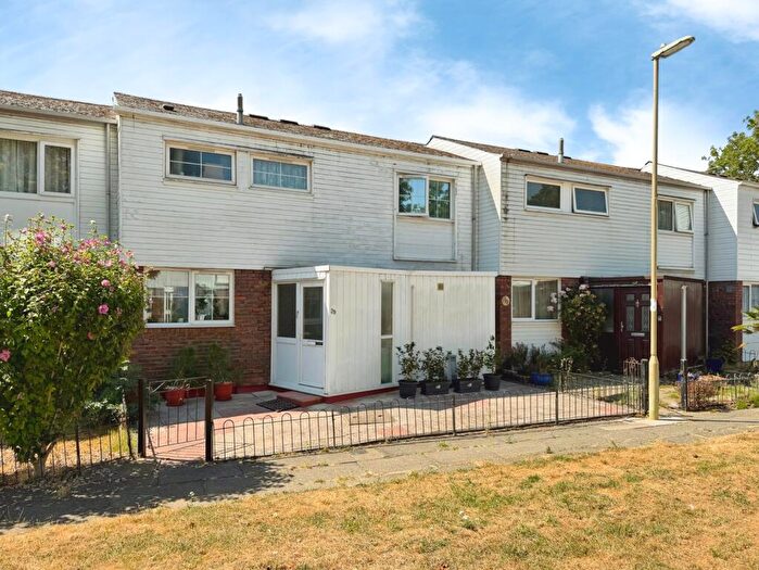 3 Bedroom Terraced House For Sale In Bracklesham Close, Farnborough, Hampshire, GU14