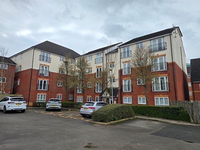 2 Bedroom Flat For Sale In Kilmaine Avenue, Manchester, M9