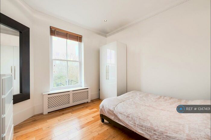 Studio To Rent In Fitzjohns Avenue, London, NW3