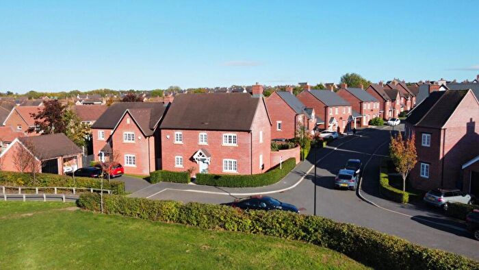 4 Bedroom Detached House For Sale In Clover Lane, Wootton Fields, Northampton, NN4