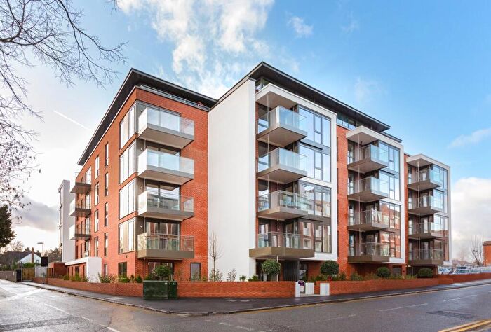 1 Bedroom Apartment To Rent In Station Road, Gerrards Cross, Buckinghamshire, SL9