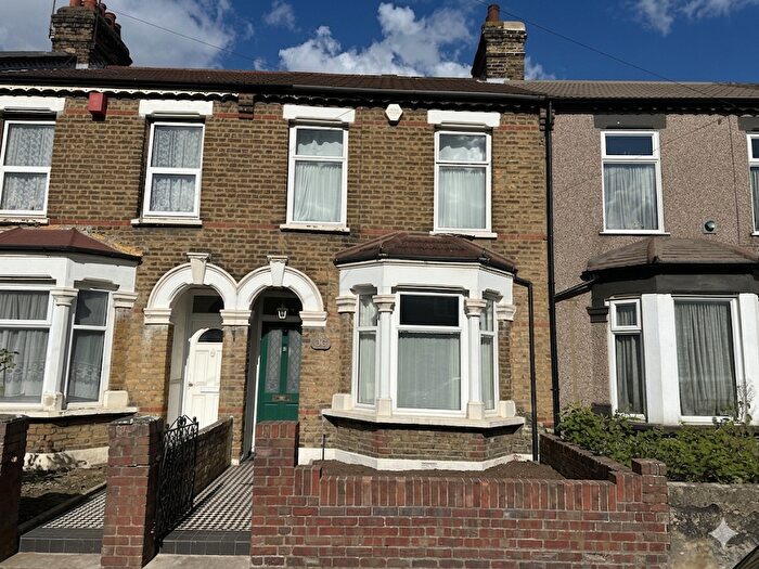 2 Bedroom Terraced House For Sale In Cromer Road, Romford, London, RM7