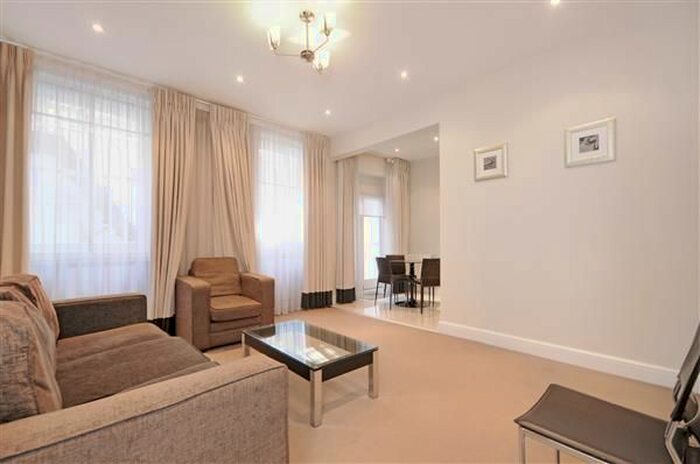2 Bedroom Flat To Rent In Cedar House, Nottingham Place, London, W1U