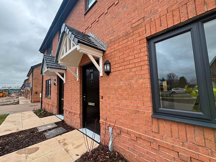 2 Bedroom Town House For Sale In London Road, Daventry, NN11