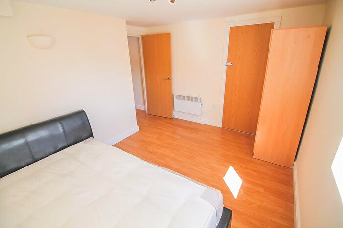 1 Bedroom Flat To Rent In Richmond Road, Roath, Cardiff, CF24