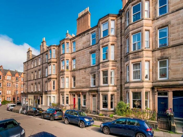 2 Bedroom Flat To Rent In Mertoun Place, Polwarth, Edinburgh, EH11