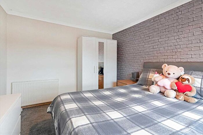 3 Bedroom Terraced House For Sale In North Berwick Crescent, Greenhills, East Kilbride, G75