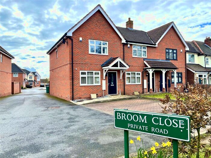 3 Bedroom End Of Terrace House To Rent In Broom Close, Castle Bromwich, Birmingham, West Midlands, B36