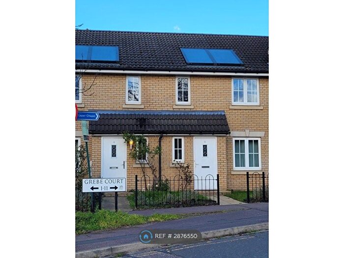 3 Bedroom Terraced House To Rent In Grebe Court, Cambridge, CB5