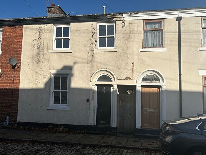 3 Bedroom Terraced House For Sale In Frenchwood Street, Preston, Lancashire, PR1