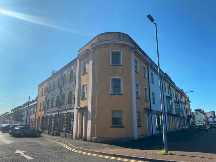1 Bedroom Flat To Rent In Europa House, Lower Dock Street, Newport NP20