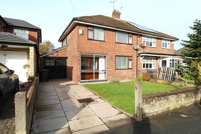 3 Bedroom Semi Detached House For Sale In Bull Bridge Lane, Aintree Village, Liverpool, L10