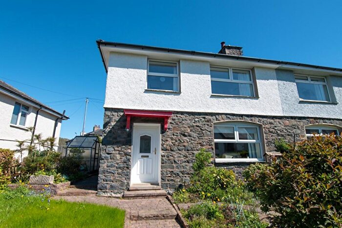 3 Bedroom Semi Detached House For Sale In The Headlands, Keswick, Cumbria, CA12