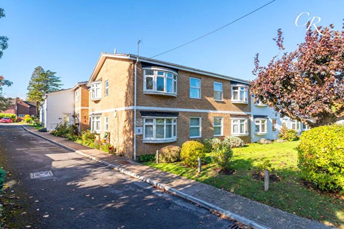 1 Bedroom Flat For Sale In Hatherley Road, Hatherley, GL51