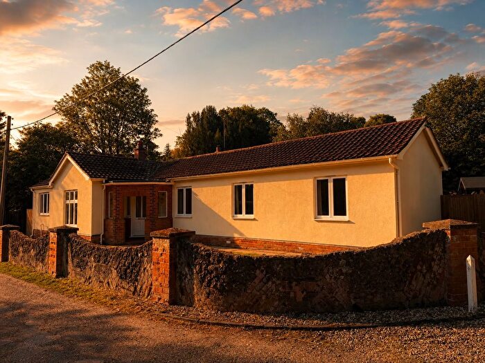 4 Bedroom Bungalow To Rent In The Park, Bury St. Edmunds, IP31